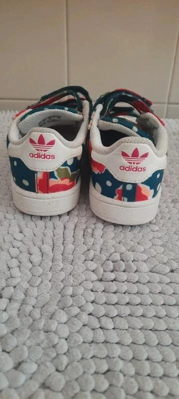Adidas SuperStar girls' sneakers – photo 4